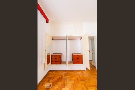 Quarto 1 de apartamento para alugar com 2 quartos, 92m² em Gutierrez, Belo Horizonte
