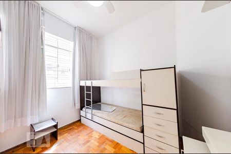 Quarto 2 de apartamento para alugar com 2 quartos, 92m² em Gutierrez, Belo Horizonte
