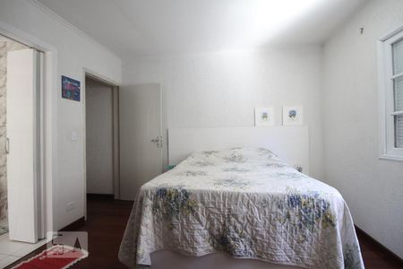 Casa para alugar com 201m², 3 quartos e 2 vagasSuíte 2