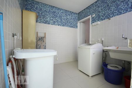 Casa para alugar com 201m², 3 quartos e 2 vagasÁrea de serviço