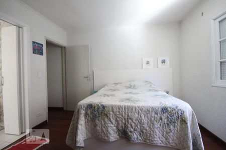 Casa para alugar com 201m², 3 quartos e 2 vagasSuíte 2