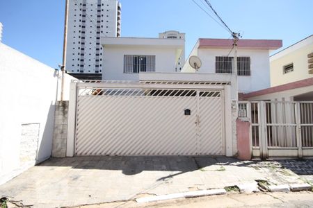 Casa para alugar com 201m², 3 quartos e 2 vagasFachada