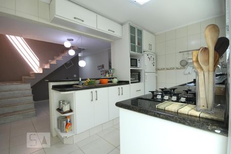 Casa para alugar com 201m², 3 quartos e 2 vagasCozinha