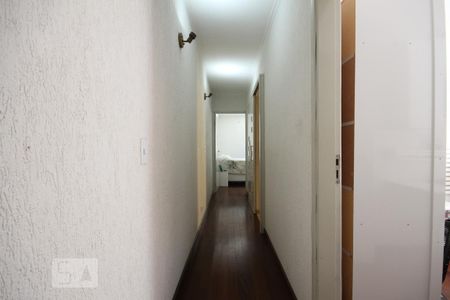 Casa para alugar com 201m², 3 quartos e 2 vagasCorredor