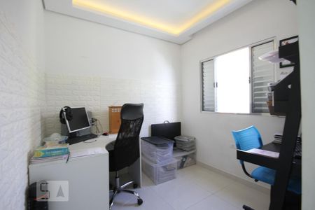 Casa para alugar com 201m², 3 quartos e 2 vagasEscritório