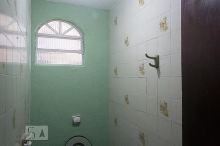 Banheiro 2 de casa para alugar com 3 quartos, 125m² em Jardim Eliane, Cotia