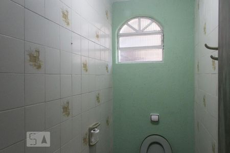 Casa para alugar com 125m², 3 quartos e 2 vagasBanheiro 2