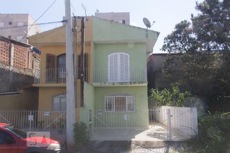 Casa para alugar com 125m², 3 quartos e 2 vagasFachada