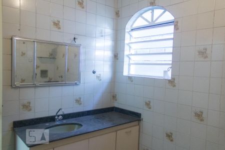 Casa para alugar com 125m², 3 quartos e 2 vagasBanheiro 1