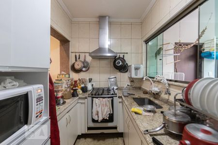 Casa à venda com 300m², 2 quartos e 1 vaga Casa à venda com 300m², 2 quartos e 1 vagaCozinha