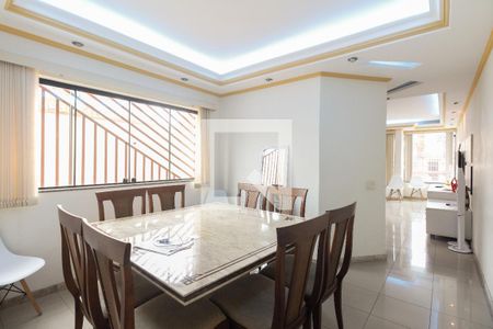 Sala de Jantar  de casa à venda com 3 quartos, 203m² em Jardim Textil, São Paulo