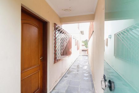 Casa à venda com 203m², 3 quartos e 5 vagasEntrada 