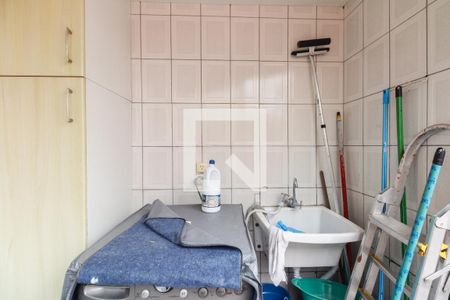 Casa à venda com 203m², 3 quartos e 5 vagasÁrea de Serviço 