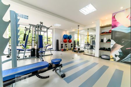 Apartamento à venda com 180m², 3 quartos e 2 vagas Apartamento à venda com 180m², 3 quartos e 2 vagasÁrea comum - Academia