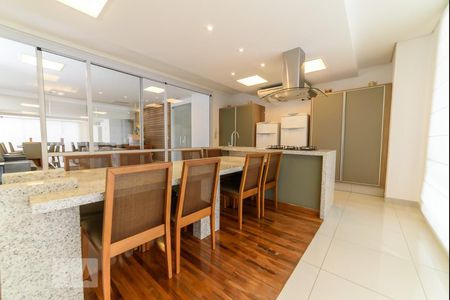 Apartamento à venda com 180m², 3 quartos e 2 vagas Apartamento à venda com 180m², 3 quartos e 2 vagasEspaço Gourmet