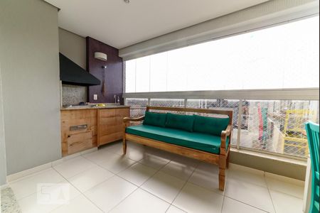 Apartamento à venda com 180m², 3 quartos e 2 vagas Apartamento à venda com 180m², 3 quartos e 2 vagasVaranda gourmet