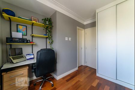Apartamento à venda com 180m², 3 quartos e 2 vagas Apartamento à venda com 180m², 3 quartos e 2 vagasSuíte 2