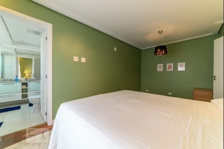 Apartamento à venda com 180m², 3 quartos e 2 vagas Apartamento à venda com 180m², 3 quartos e 2 vagasSuíte 3