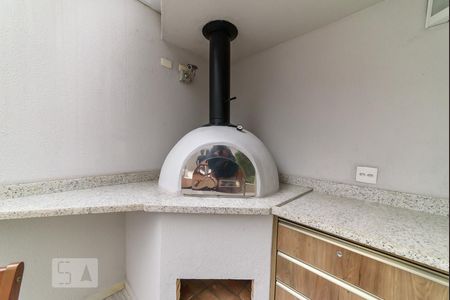 Apartamento à venda com 180m², 3 quartos e 2 vagas Apartamento à venda com 180m², 3 quartos e 2 vagasÁrea comum - Churrasqueira