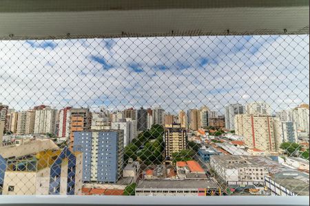 Apartamento à venda com 180m², 3 quartos e 2 vagas Apartamento à venda com 180m², 3 quartos e 2 vagasVista da Suíte 3