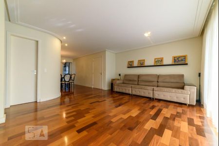 Sala de Estar de apartamento para alugar com 3 quartos, 180m² em Santa Paula, São Caetano do Sul