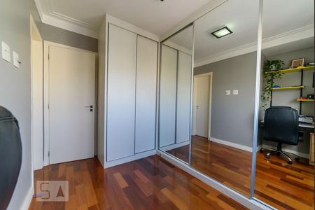 Apartamento à venda com 180m², 3 quartos e 2 vagas Apartamento à venda com 180m², 3 quartos e 2 vagasSuíte 2