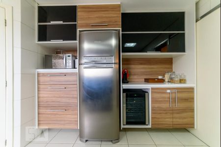 Apartamento à venda com 180m², 3 quartos e 2 vagas Apartamento à venda com 180m², 3 quartos e 2 vagasCozinha - Armários