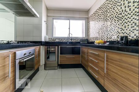 Apartamento à venda com 180m², 3 quartos e 2 vagas Apartamento à venda com 180m², 3 quartos e 2 vagasCozinha - Armários