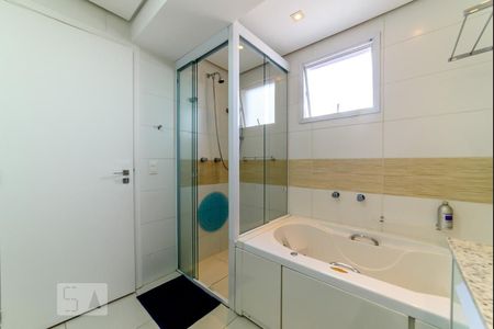 Apartamento à venda com 180m², 3 quartos e 2 vagas Apartamento à venda com 180m², 3 quartos e 2 vagasBanheiro da Suíte 3