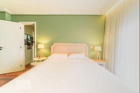 Apartamento à venda com 180m², 3 quartos e 2 vagas Apartamento à venda com 180m², 3 quartos e 2 vagasSuíte 3