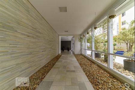 Apartamento à venda com 180m², 3 quartos e 2 vagas Apartamento à venda com 180m², 3 quartos e 2 vagasHall