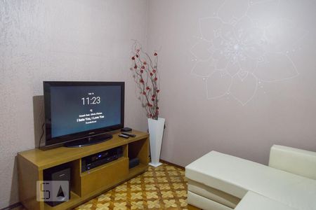 Sala 1 de casa à venda com 3 quartos, 170m² em Vila Carrão, São Paulo