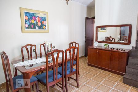 Sala 1 de casa à venda com 3 quartos, 170m² em Vila Carrão, São Paulo