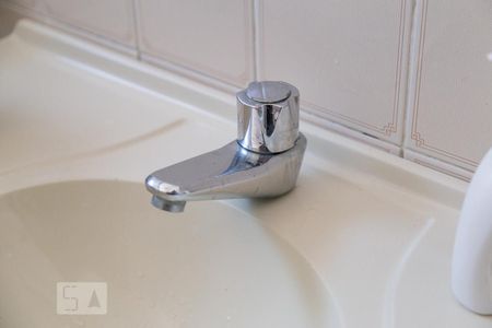 Casa à venda com 170m², 3 quartos e 2 vagas Casa à venda com 170m², 3 quartos e 2 vagasBanheiro 1