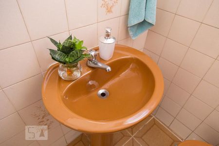 Casa à venda com 170m², 3 quartos e 2 vagas Casa à venda com 170m², 3 quartos e 2 vagasBanheiro 3