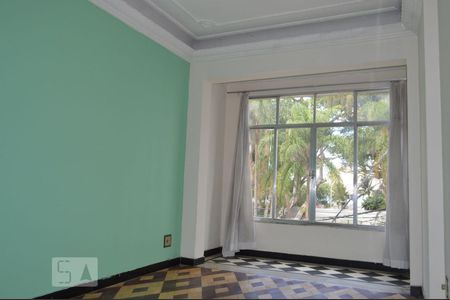 Sala de apartamento à venda com 3 quartos, 127m² em Ingá, Niterói
