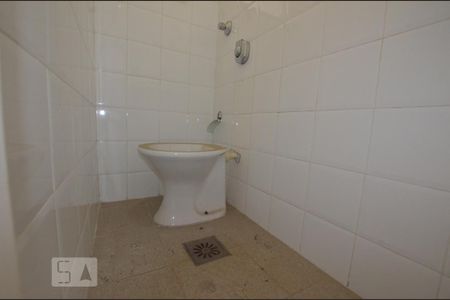 Apartamento à venda com 82m², 2 quartos e 1 vagaBanheiro de Serviço