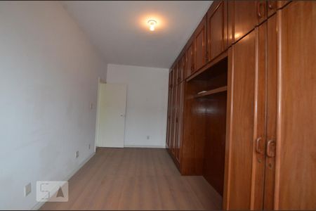 Apartamento à venda com 82m², 2 quartos e 1 vagaQuarto 2
