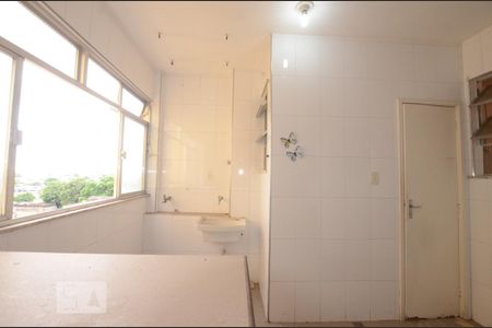 Apartamento à venda com 82m², 2 quartos e 1 vagaÁrea de Serviço