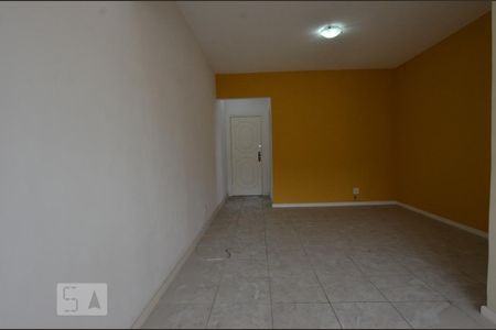 Sala de apartamento à venda com 2 quartos, 82m² em Penha Circular, Rio de Janeiro