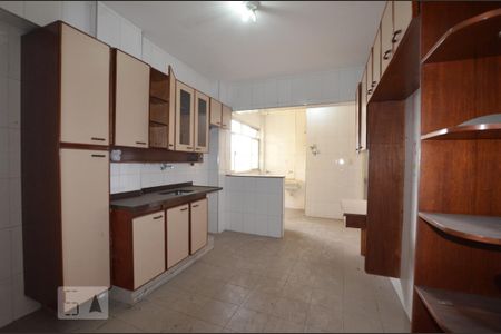 Apartamento à venda com 82m², 2 quartos e 1 vagaCozinha