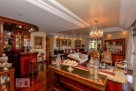 Apartamento à venda com 250m², 5 quartos e 4 vagasSala 2