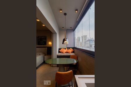 Studio para alugar com 32m², 1 quarto e 1 vaga Studio para alugar com 32m², 1 quarto e 1 vagaStúdio