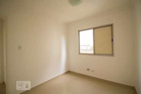 Quarto 2 de apartamento para alugar com 2 quartos, 55m² em Vila Mangalot, São Paulo