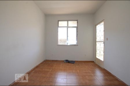 Studio de kitnet/studio para alugar com 1 quarto, 30m² em Olaria, Rio de Janeiro