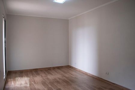 Casa à venda com 200m², 4 quartos e 4 vagas Casa à venda com 200m², 4 quartos e 4 vagasQUARTO 4