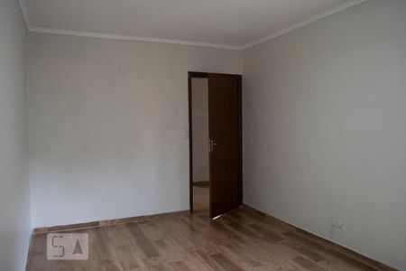 Casa à venda com 200m², 4 quartos e 4 vagas Casa à venda com 200m², 4 quartos e 4 vagasQUARTO 4