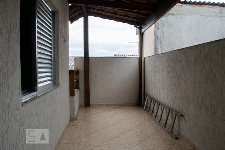 Casa à venda com 200m², 4 quartos e 4 vagas Casa à venda com 200m², 4 quartos e 4 vagasVARANDA QUARTO 4