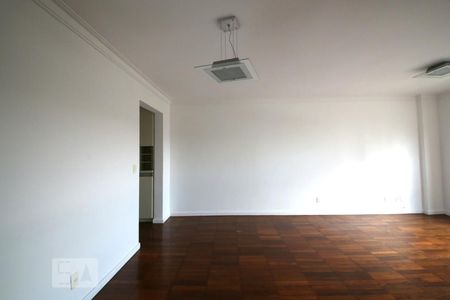 Apartamento à venda com 110m², 3 quartos e 1 vagaSala