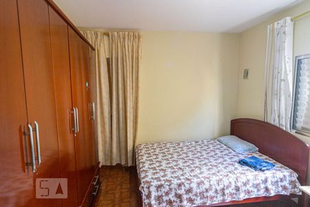 Casa à venda com 120m², 4 quartos e 2 vagasQuarto 2